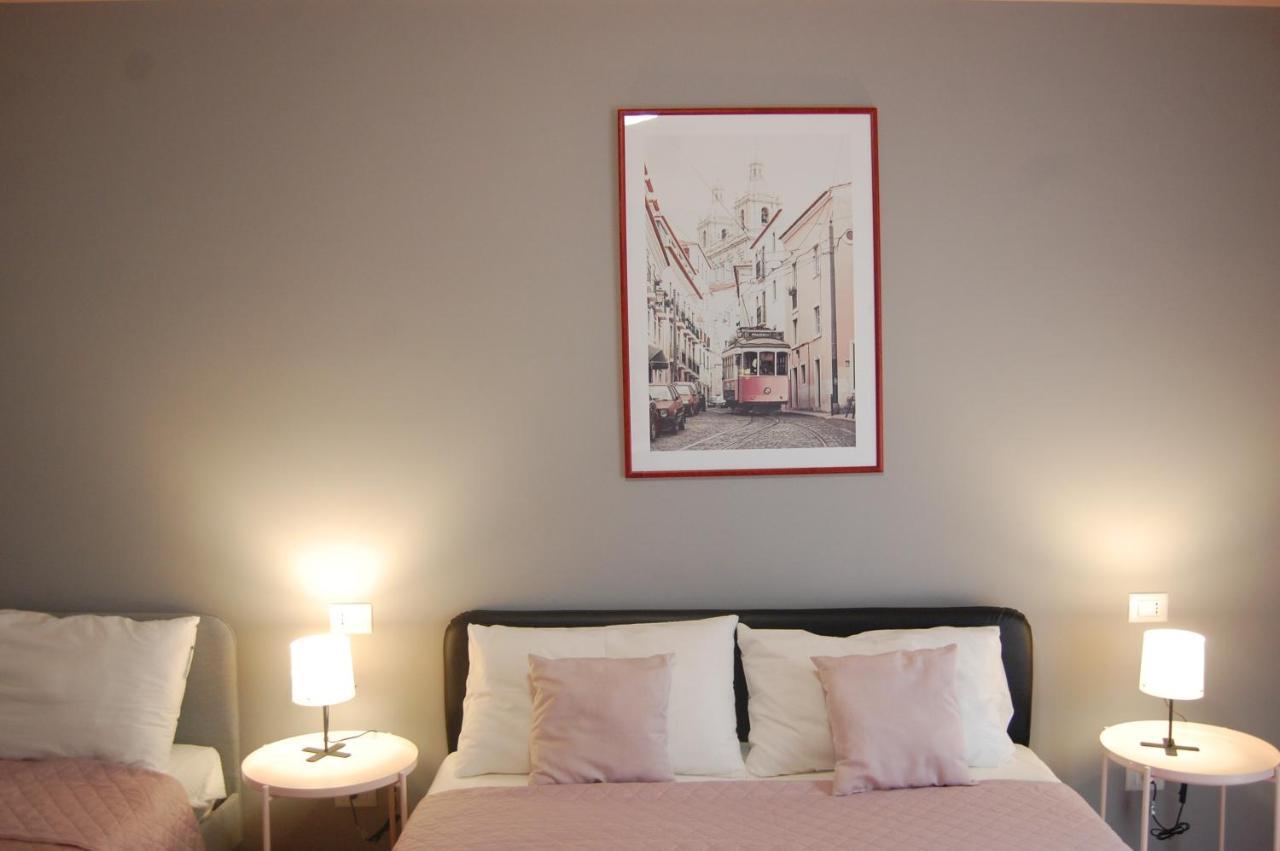 Bed & Breakfast Dimora 81 *